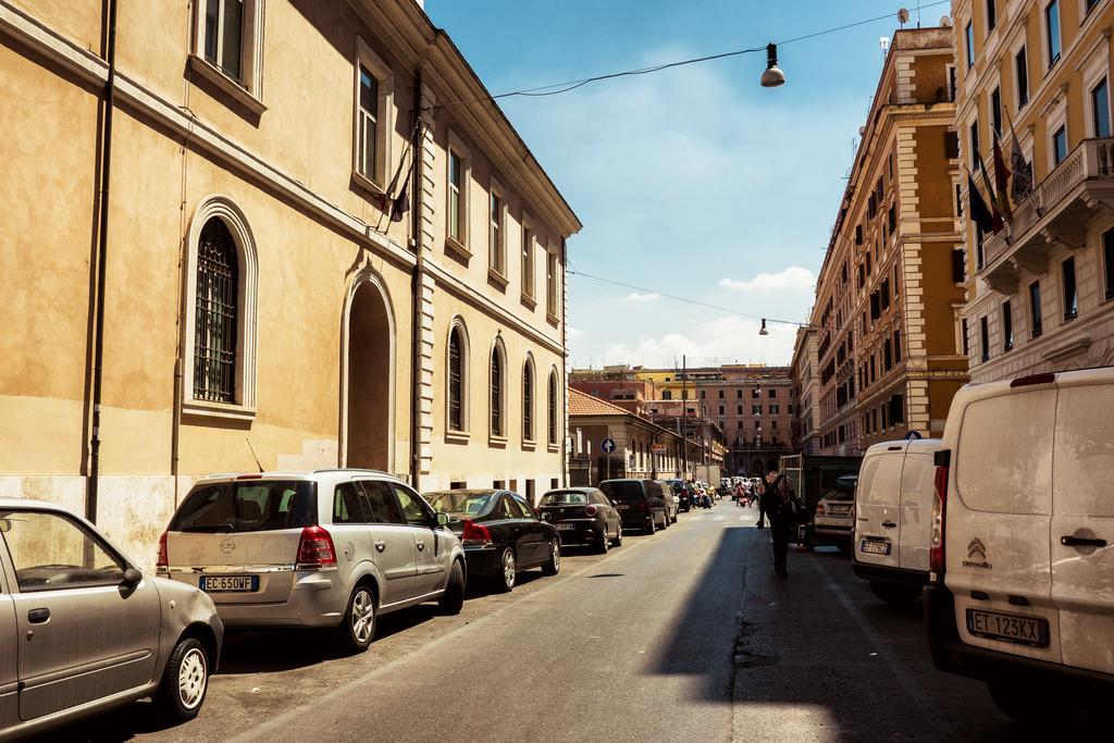 Bmga L Stylish Industrial Termini Apartment Roma Exterior foto